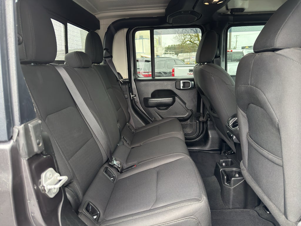 2022 Jeep Gladiator Sport S