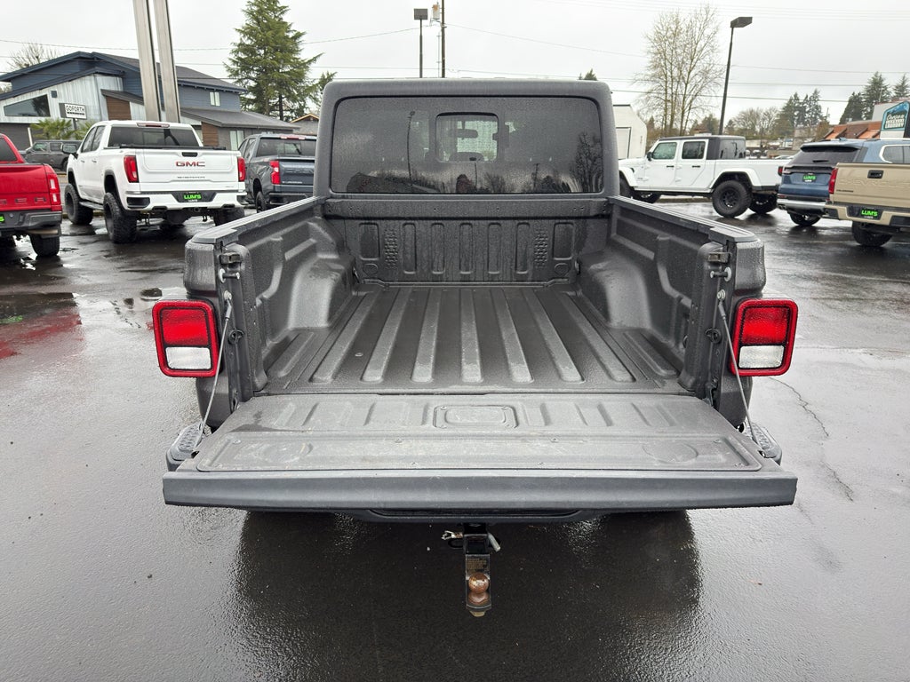 2022 Jeep Gladiator Sport S