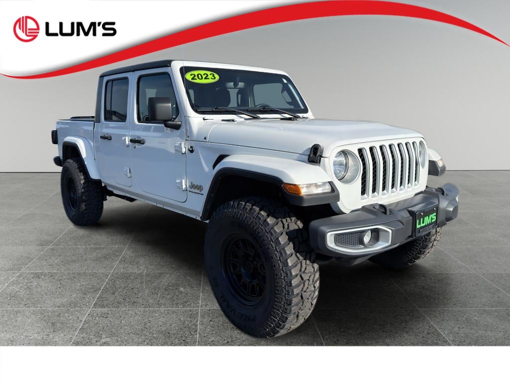 2023 Jeep Gladiator Overland