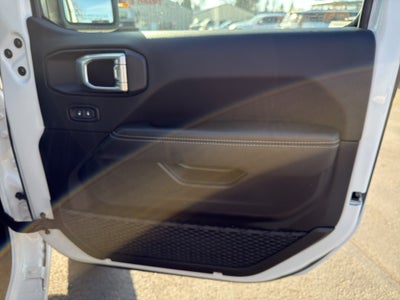 2023 Jeep Gladiator Overland