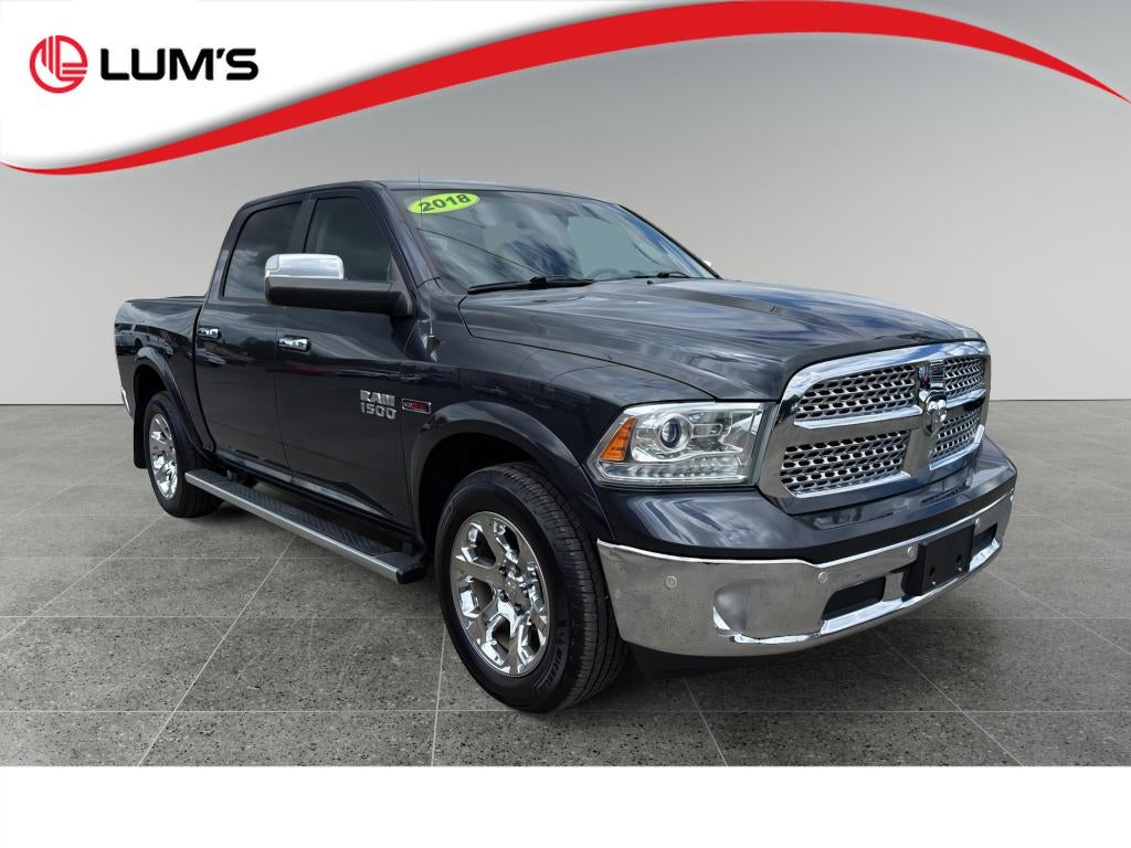 2018 RAM 1500 Laramie Crew Cab 4x4 5'7" Box