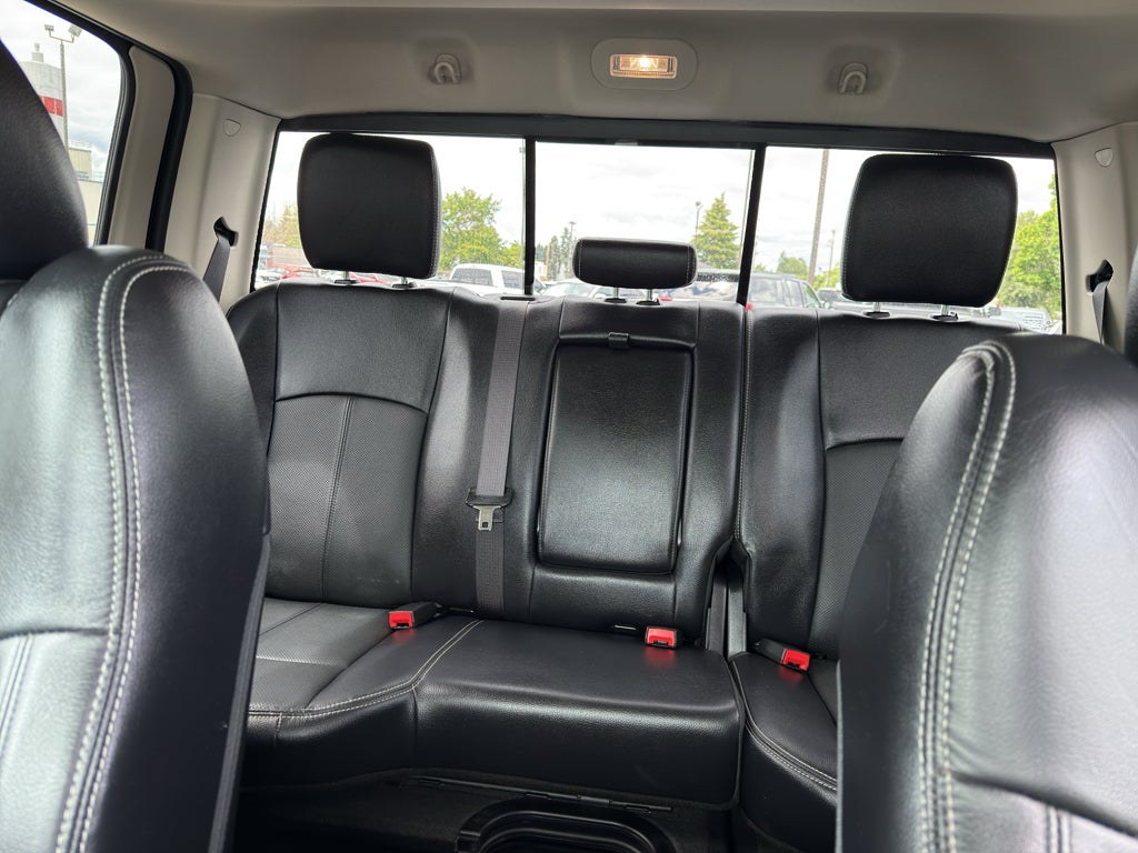 2018 RAM 1500 Laramie Crew Cab 4x4 5'7" Box