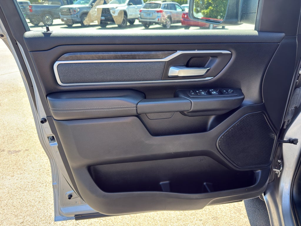 2023 RAM 1500 Big Horn Crew Cab 4x4 5'7" Box