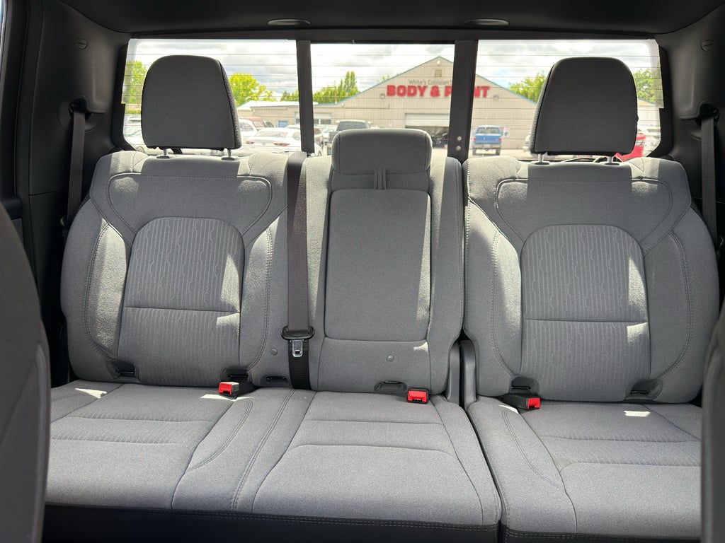 2021 RAM 1500 Big Horn Crew Cab 4x4 5'7" Box