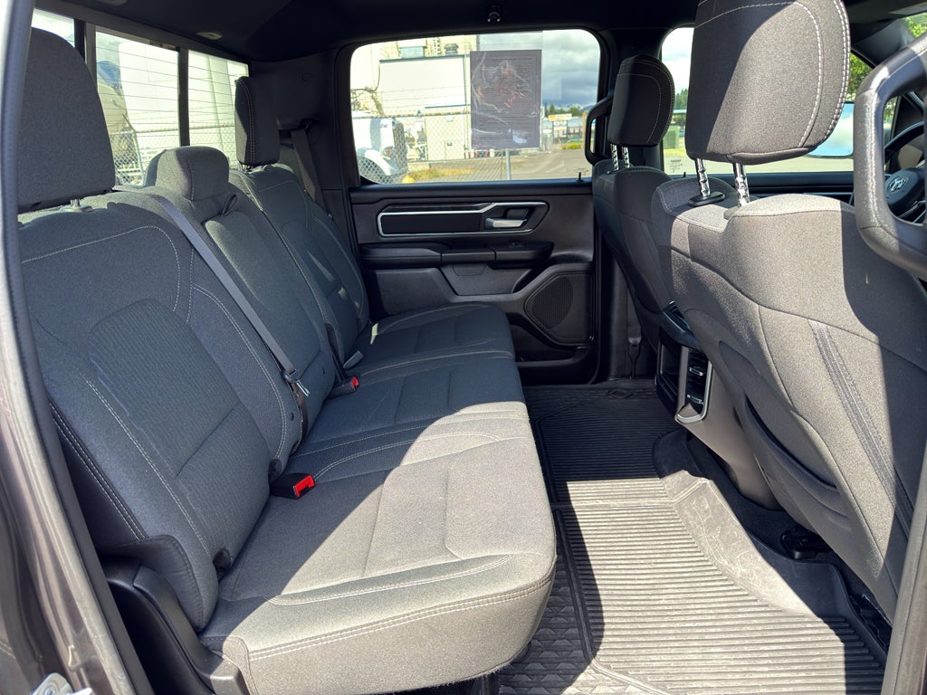 2023 RAM 1500 Big Horn Crew Cab 4x4 5'7" Box