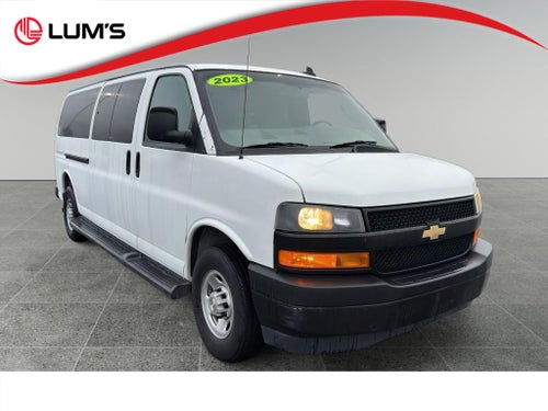 2023 Chevrolet Express Passenger 3500 1LS