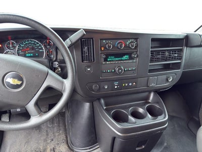 2023 Chevrolet Express Passenger 3500 1LS
