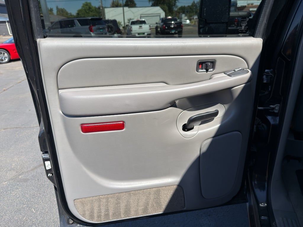 2004 Chevrolet Silverado 3500 HD SRW LT