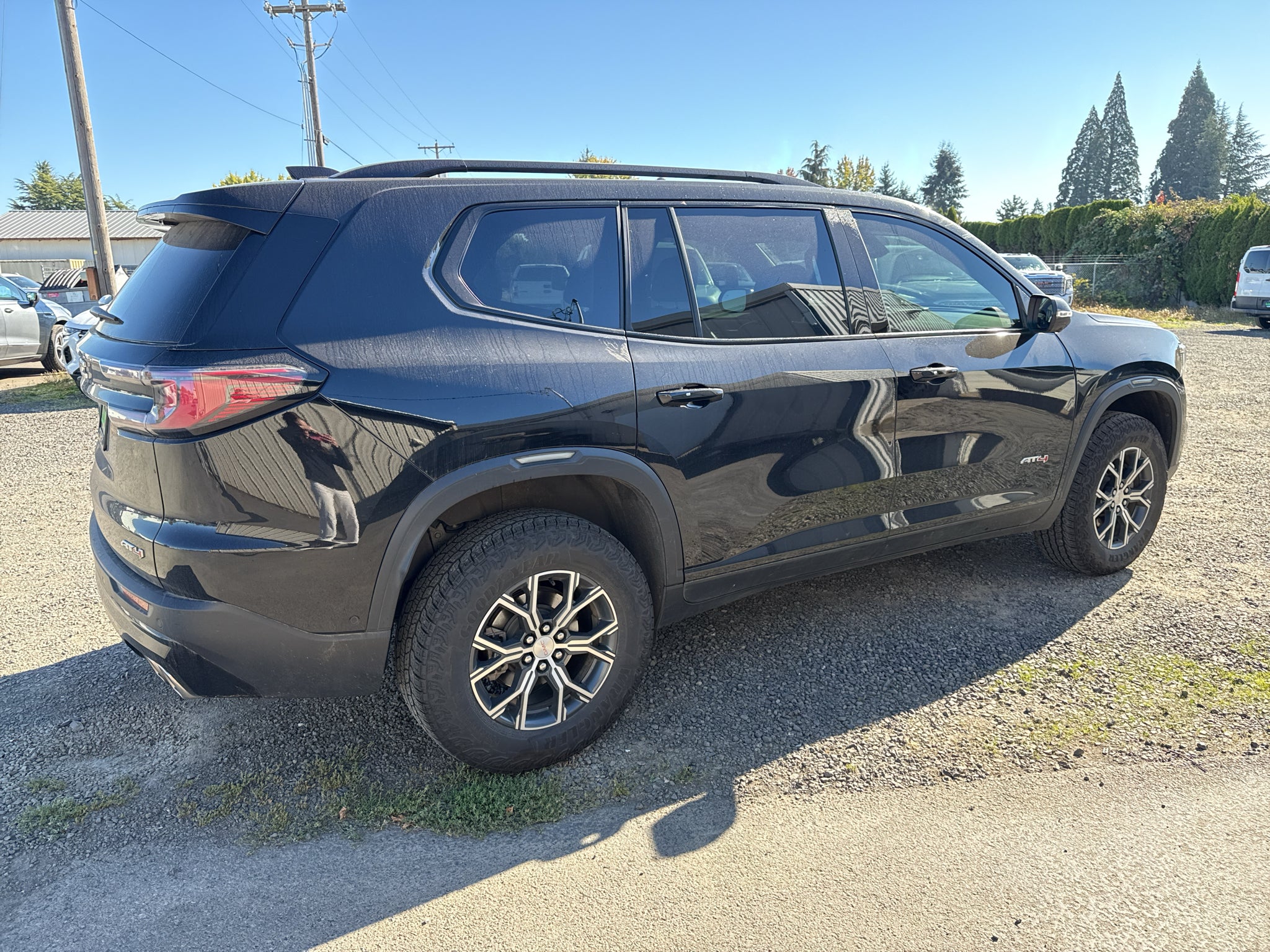 2024 GMC Acadia AT4