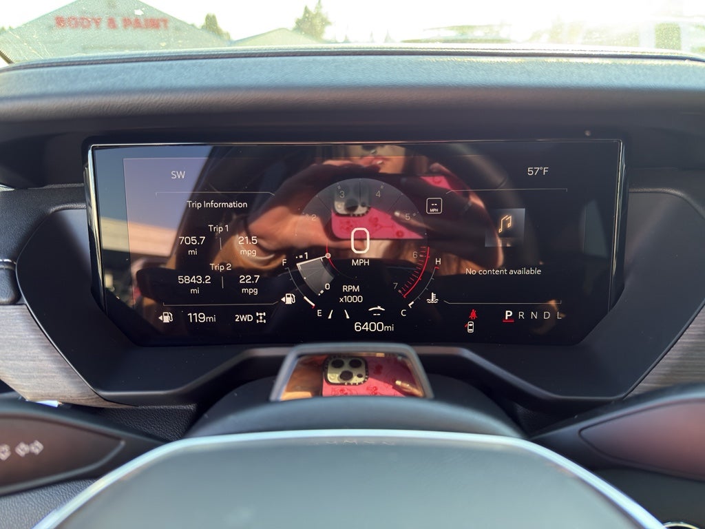 2025 GMC Acadia Denali