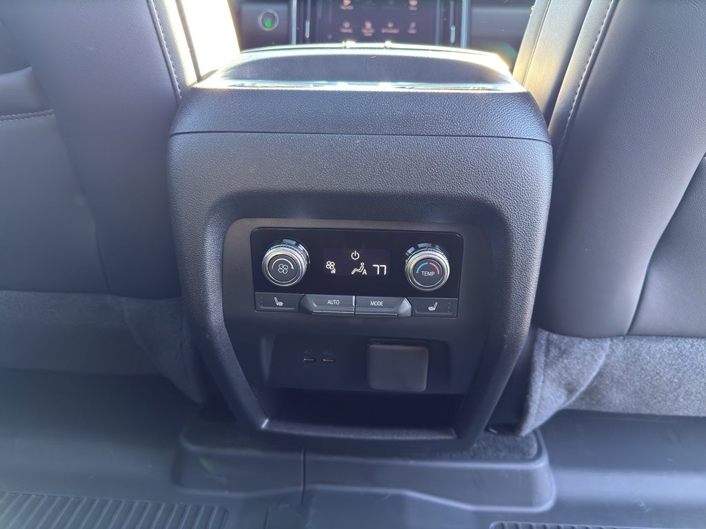 2025 GMC Acadia Denali