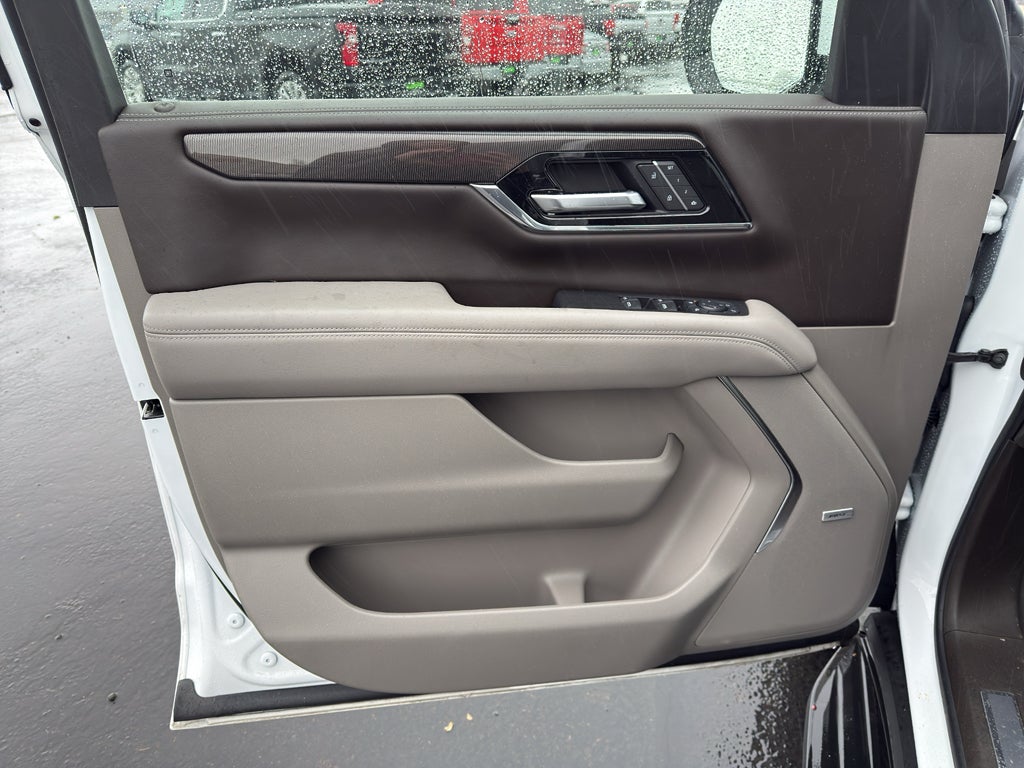 2025 GMC Yukon XL Elevation