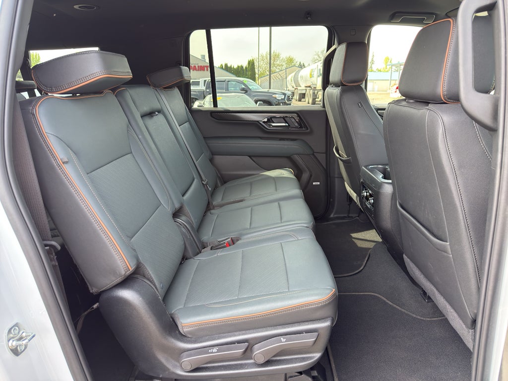2025 GMC Yukon XL AT4