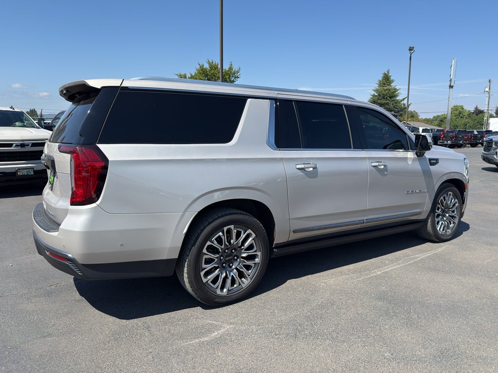 2023 GMC Yukon XL Denali Ultimate