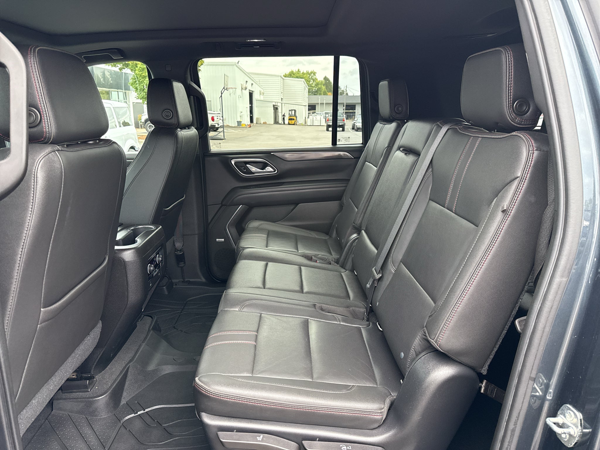 2021 Chevrolet Suburban RST