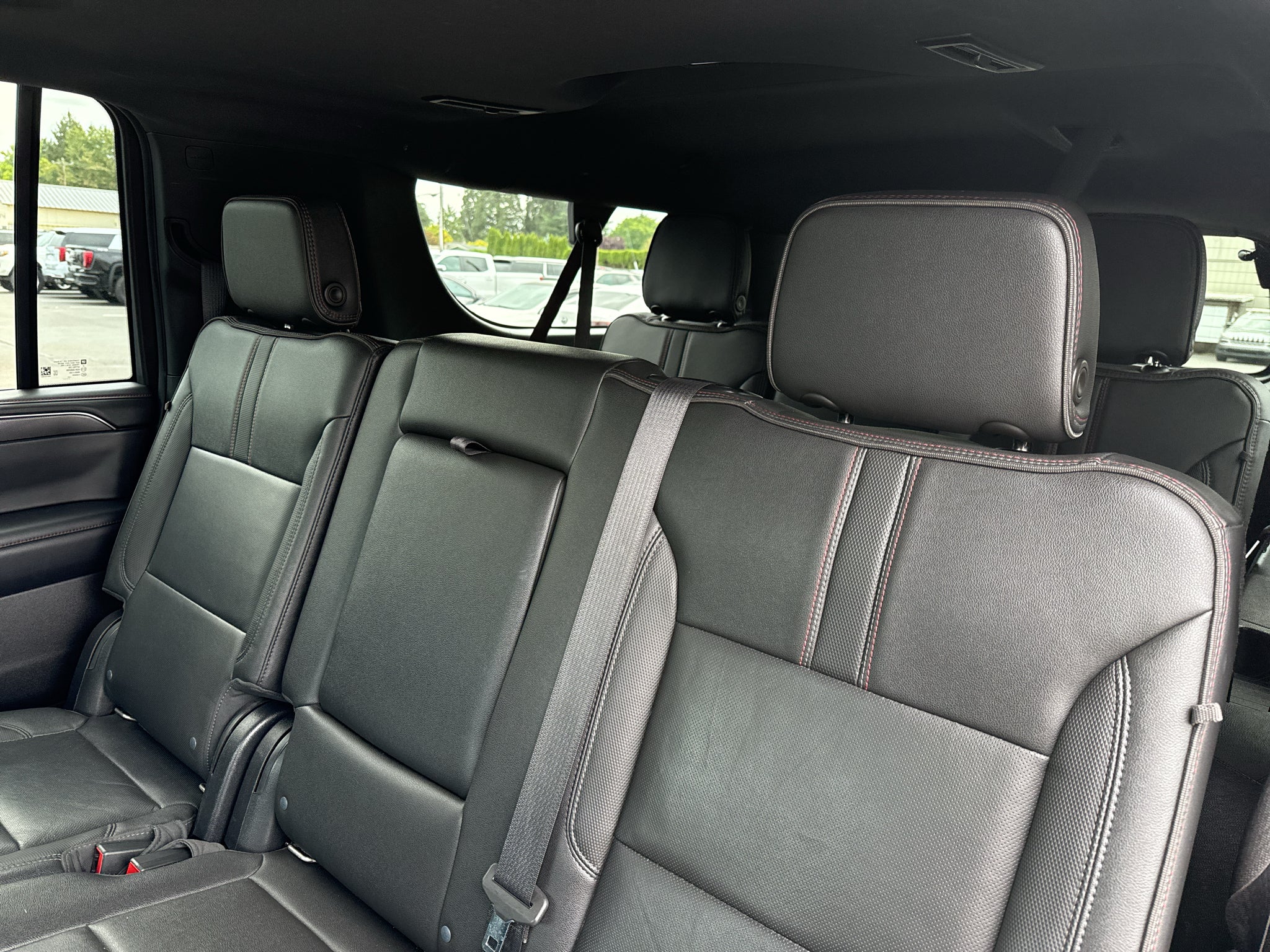2021 Chevrolet Suburban RST