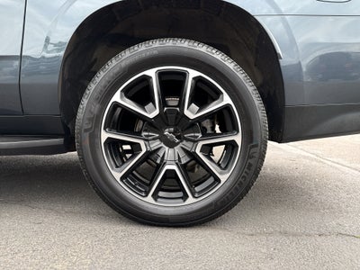 2021 Chevrolet Suburban RST