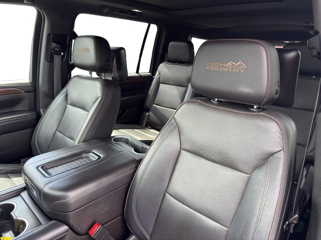 2021 Chevrolet Suburban High Country