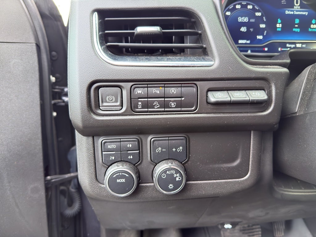 2023 Chevrolet Suburban High Country