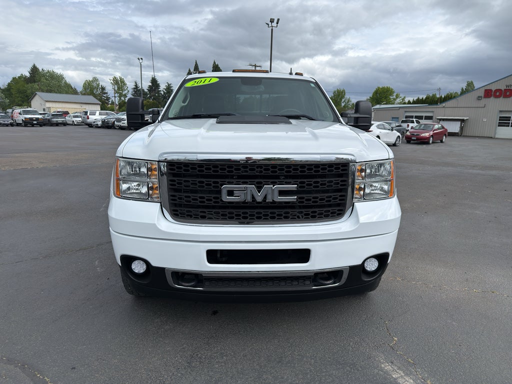 2011 GMC Sierra 3500 HD DRW Denali