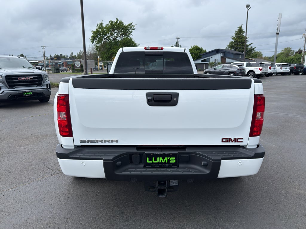 2011 GMC Sierra 3500 HD DRW Denali