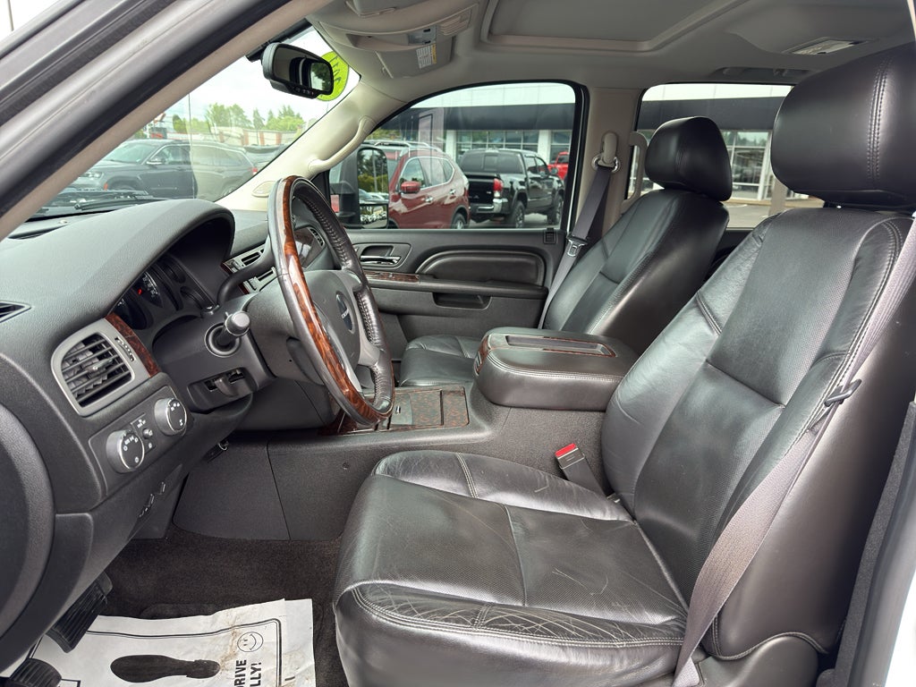 2011 GMC Sierra 3500 HD DRW Denali