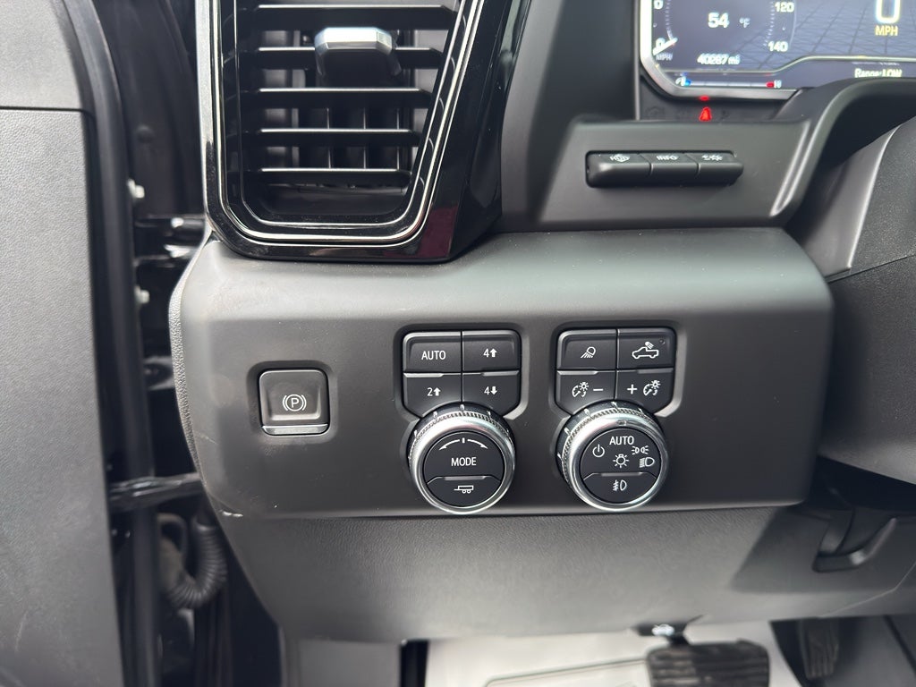 2024 GMC Sierra 3500 HD AT4