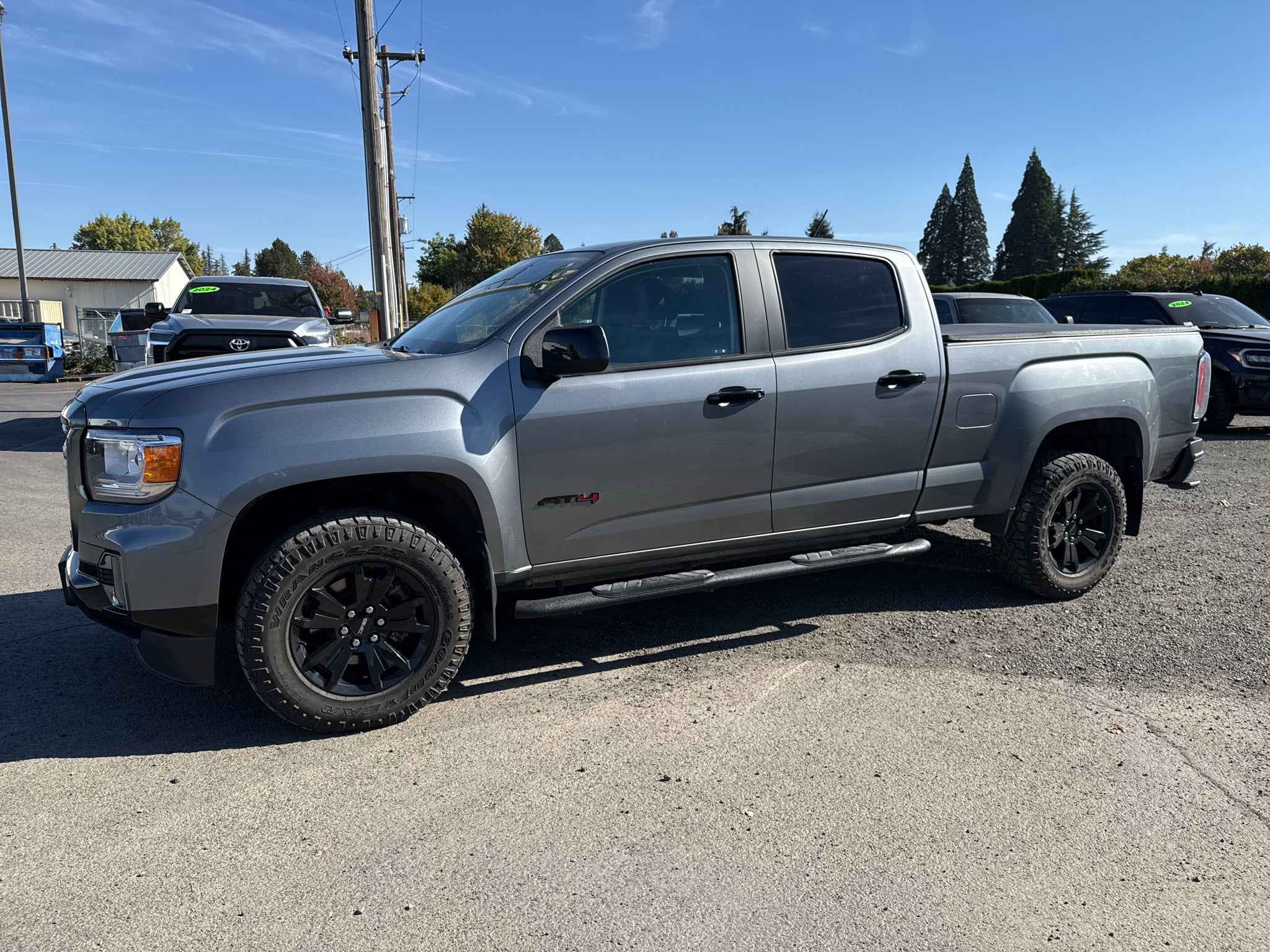 2022 GMC Canyon 4WD AT4 w/Leather