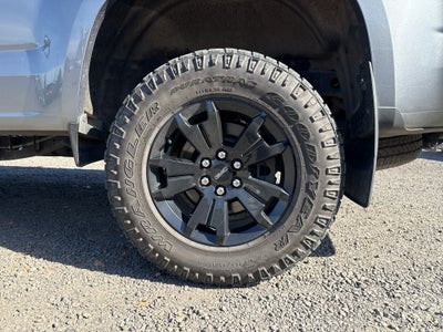 2022 GMC Canyon 4WD AT4 w/Leather