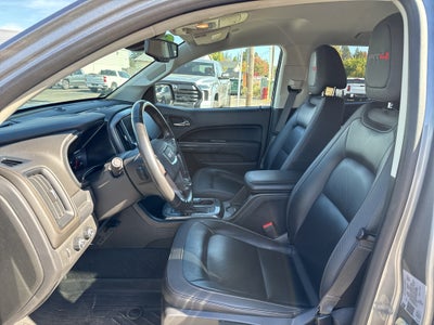 2022 GMC Canyon 4WD AT4 w/Leather