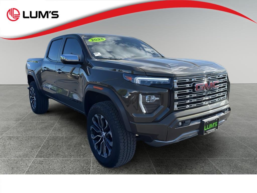 2025 GMC Canyon 4WD Denali Crew Cab Short Box's photo