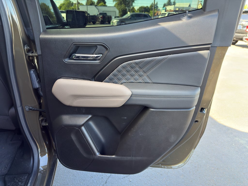 2025 GMC Canyon Denali
