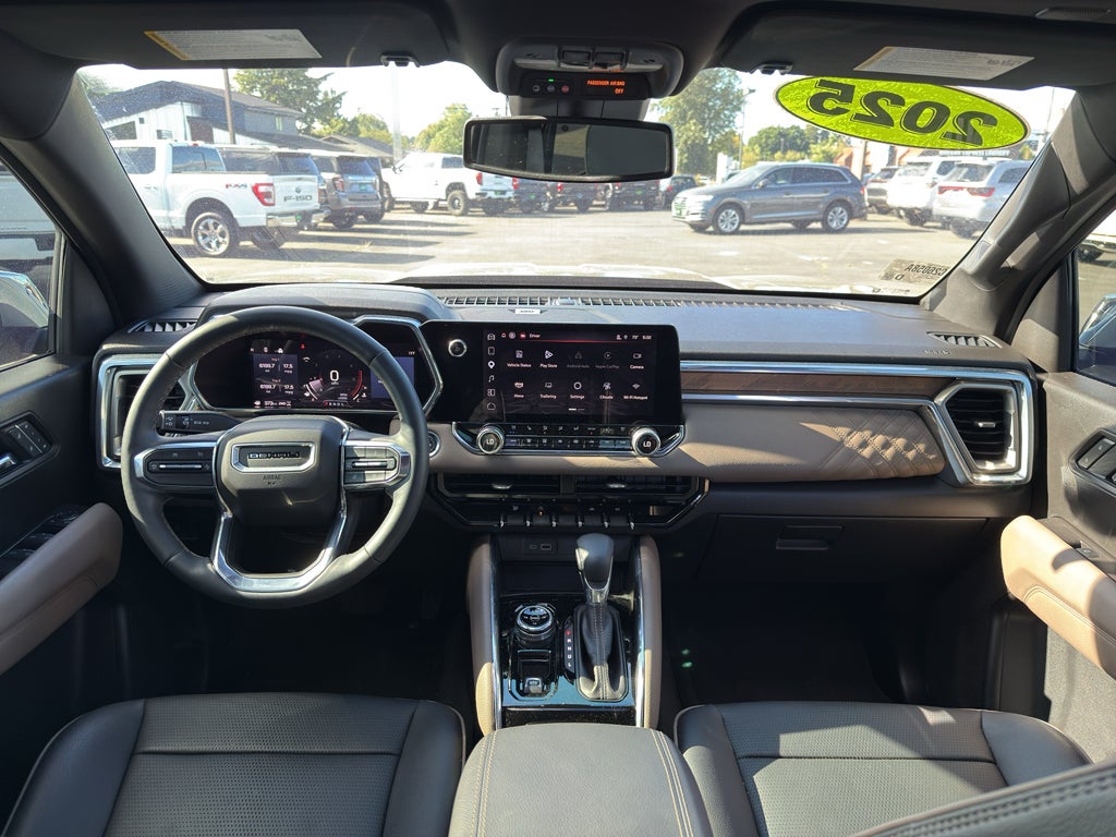 2025 GMC Canyon Denali