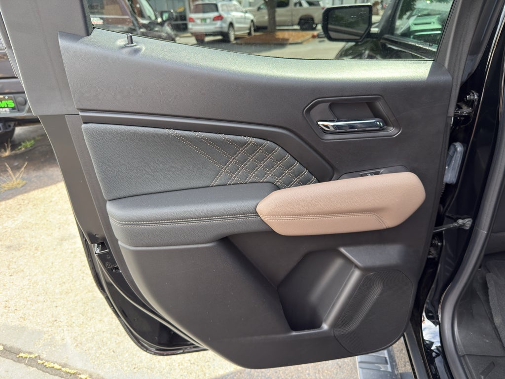 2023 GMC Canyon Denali