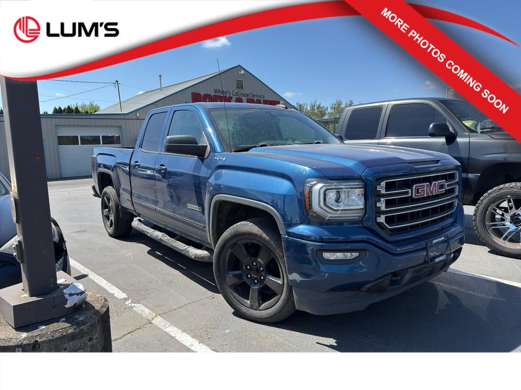 2017 GMC Sierra 4WD Double Cab Standard Box's photo