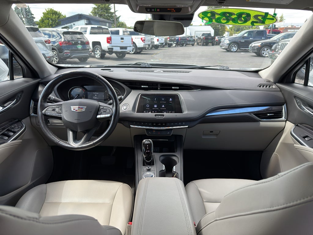 2021 Cadillac XT4 FWD Luxury