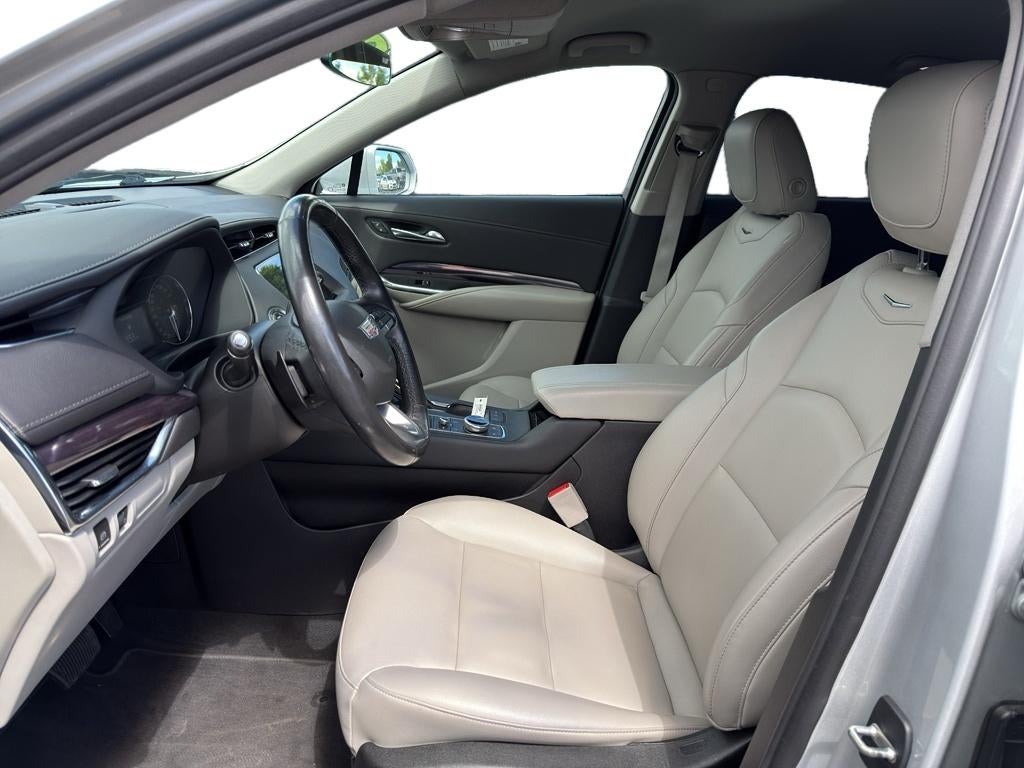 2021 Cadillac XT4 FWD Luxury
