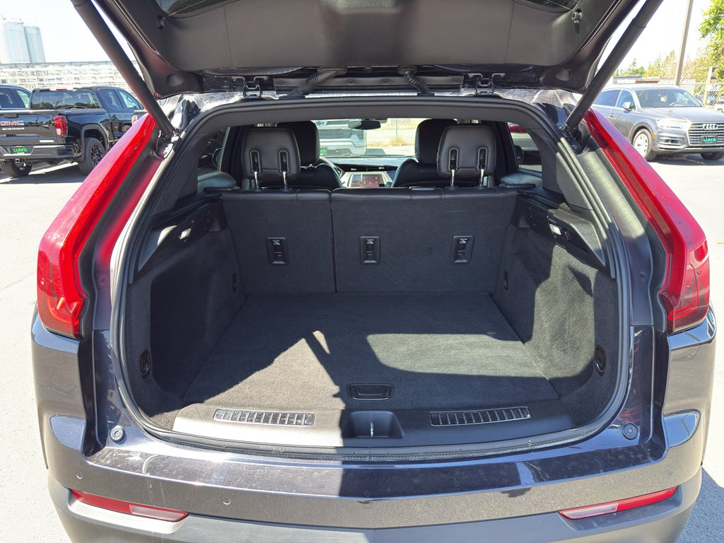 2023 Cadillac XT4 AWD Premium Luxury