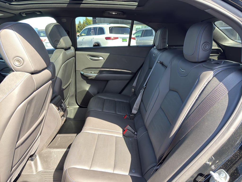 2025 Cadillac XT4 Sport