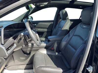 2025 Cadillac XT4 Sport