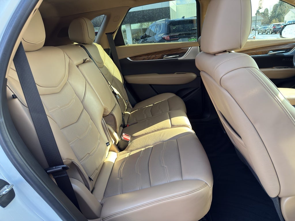 2021 Cadillac XT5 Premium Luxury