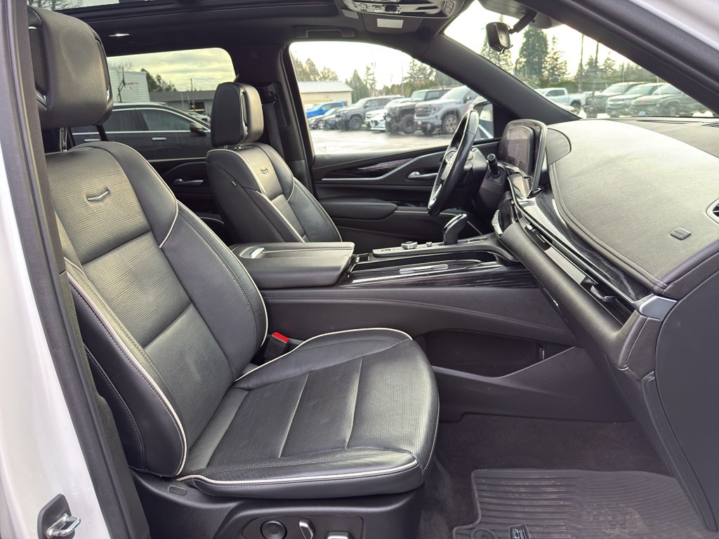 2022 Cadillac Escalade ESV Sport