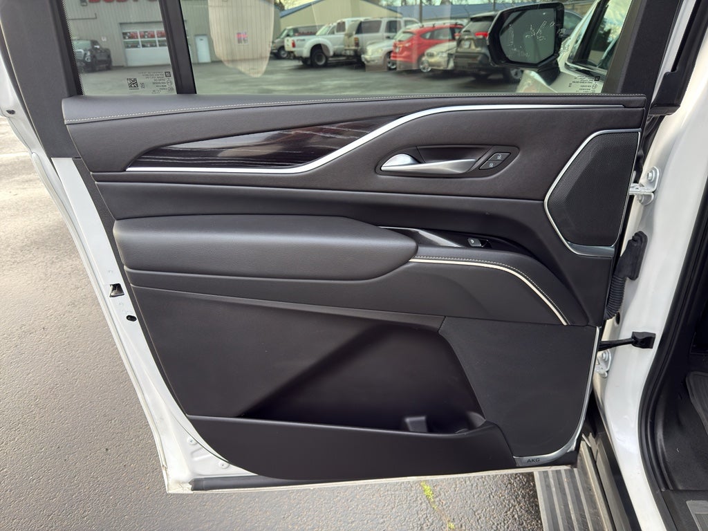 2022 Cadillac Escalade ESV Sport