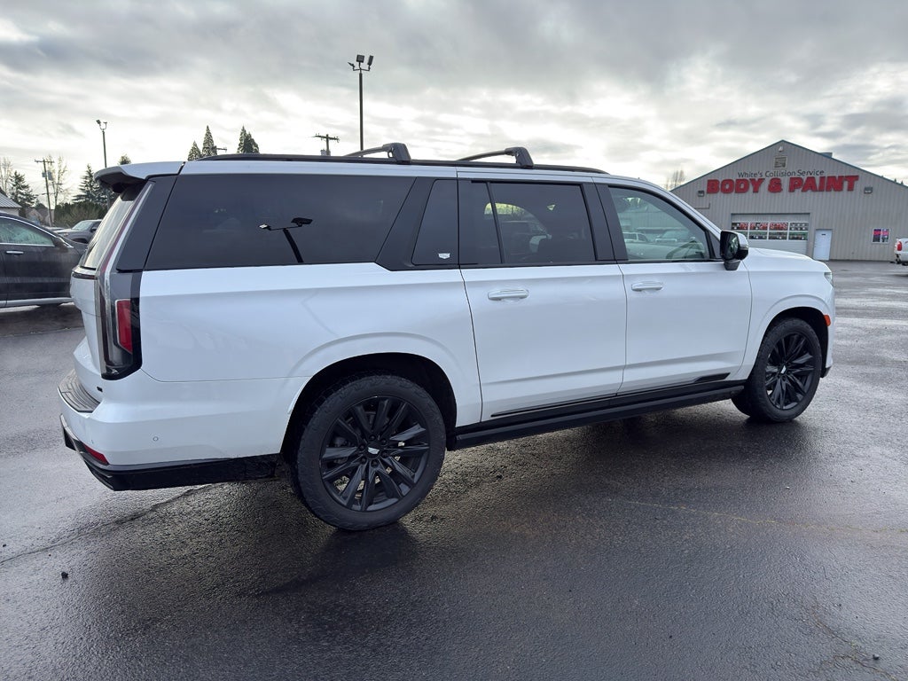 2022 Cadillac Escalade ESV Sport