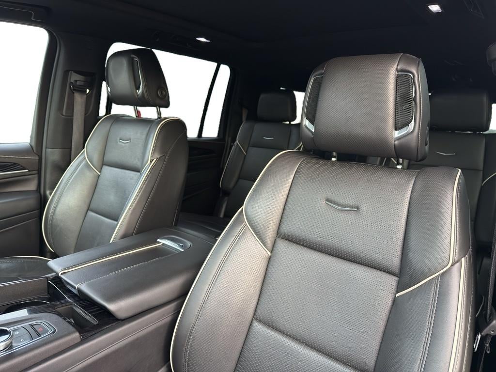 2022 Cadillac Escalade ESV Sport