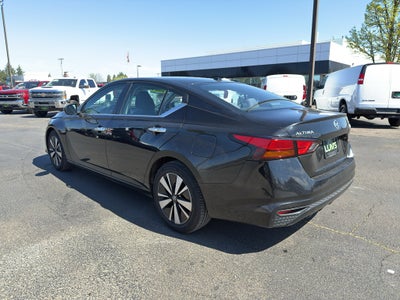 2021 Nissan Altima SV FWD
