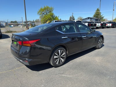 2021 Nissan Altima SV FWD