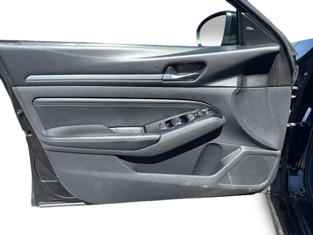 2021 Nissan Altima SV FWD