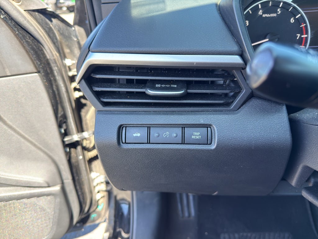 2021 Nissan Altima SV FWD