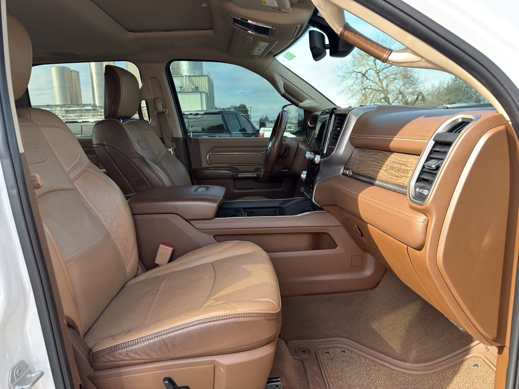 2019 RAM 2500 Longhorn Crew Cab 4x4 6'4" Box